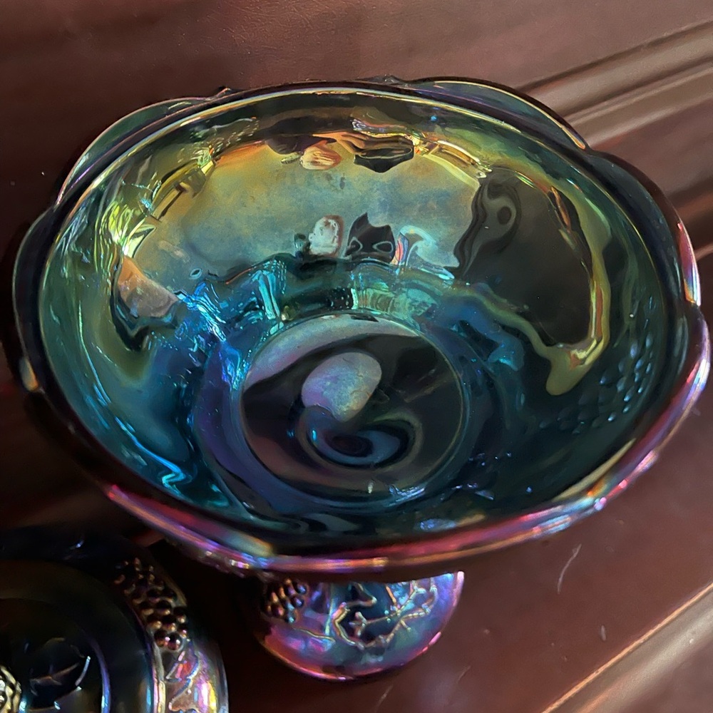 Vintage Indiana Glass ~ Harvest Grape 🍇 Blue 💙 Carnival Compote with Lid… - Picture 7 of 14